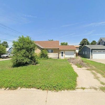 525 N F St, Broken Bow, NE 68822