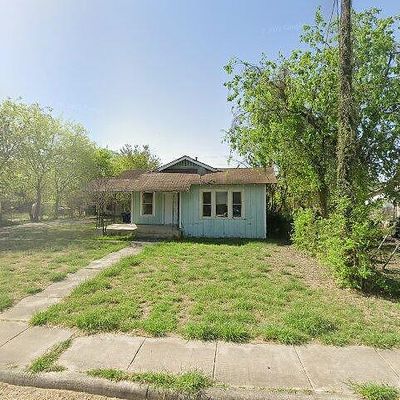 534 Essex St, San Antonio, TX 78210