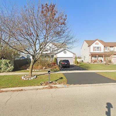 54 E Country Walk Dr, Round Lake Beach, IL 60073