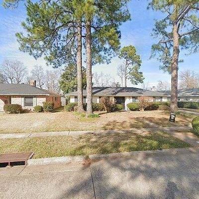 7633 University Dr, Shreveport, LA 71105