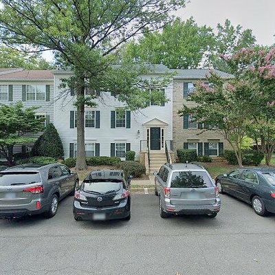 7750 New Providence Dr #33, Falls Church, VA 22042