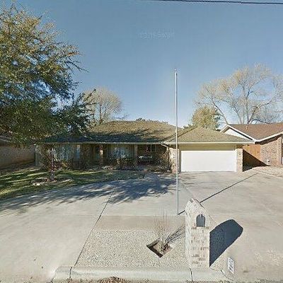 8112 Utica Ave, Lubbock, TX 79424