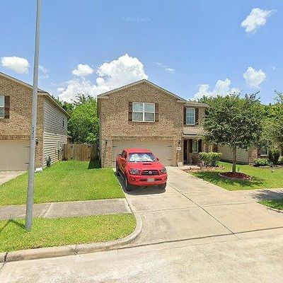 8115 Hall Lake Dr, Houston, TX 77075