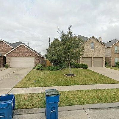 8127 Silent Deep Dr, Rosenberg, TX 77469