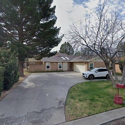 813 Raleigh Rd, Las Cruces, NM 88005