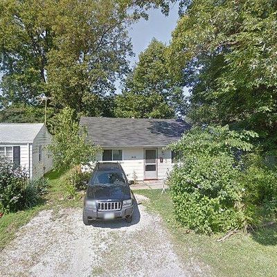 818 Chestnut Blvd, Willoughby, OH 44094