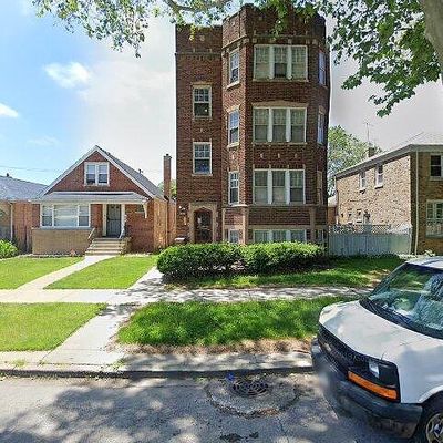 8206 S Kingston Ave, Chicago, IL 60617