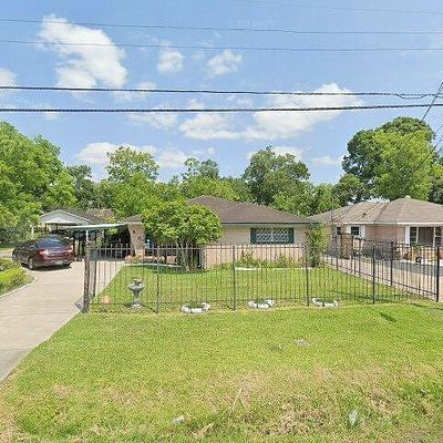 6807 Saint Augustine St, Houston, TX 77021