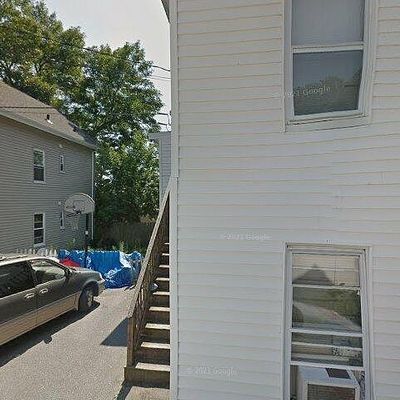 7 Leavitt Ct, Salem, MA 01970