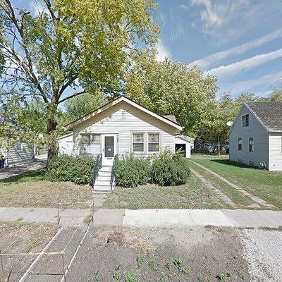 706 Dawson St, Waterloo, IA 50703