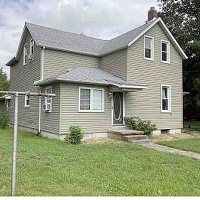 707 North St, Bartelso, IL 62218