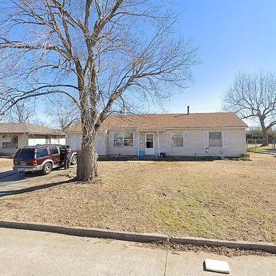 717 N Moccasin St, Sapulpa, OK 74066