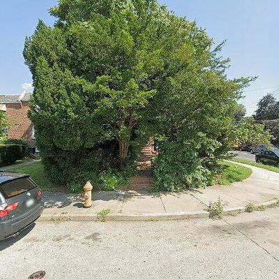 7356 Woodcrest Ave, Philadelphia, PA 19151