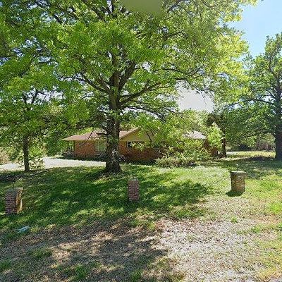 741 E 18 Th St, Baxter Springs, KS 66713