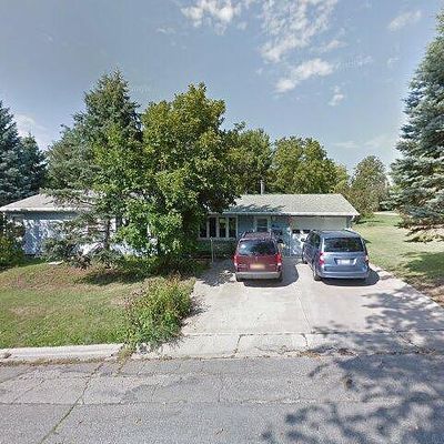 90 W Gridley Ave, Platteville, WI 53818