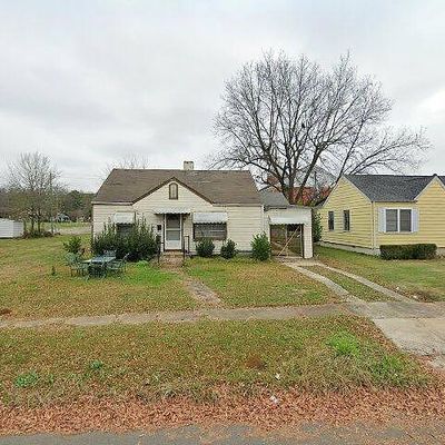 918 4 Th Ter W, Birmingham, AL 35204