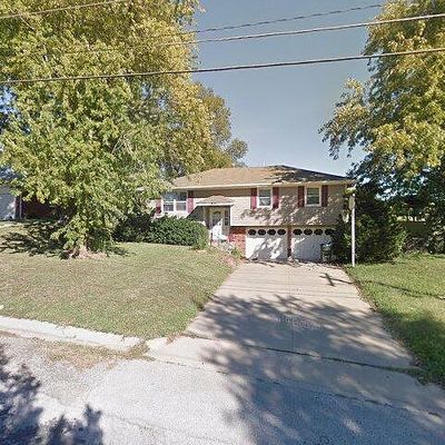 919 W Main St, Odessa, MO 64076