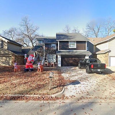 9308 S Lakewood Ave, Tulsa, OK 74137