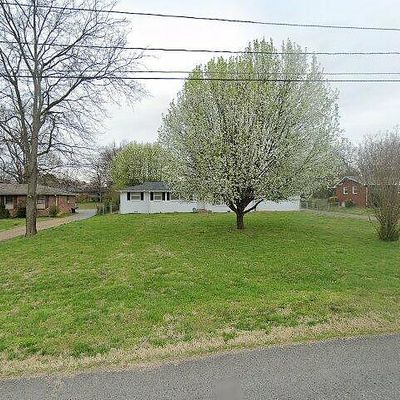 114 Dale Ave, Hendersonville, TN 37075