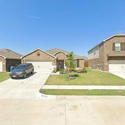 1206 Perrin Dr, Forney, TX 75126