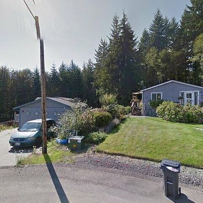 110 E Sea Breeze Dr, Grapeview, WA 98546