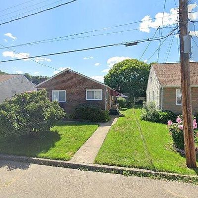 1303 Allen St, Aliquippa, PA 15001