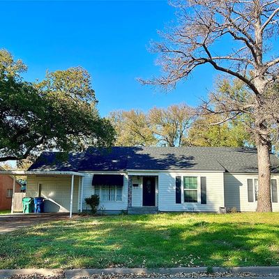 1331 3 Rd St, Graham, TX 76450