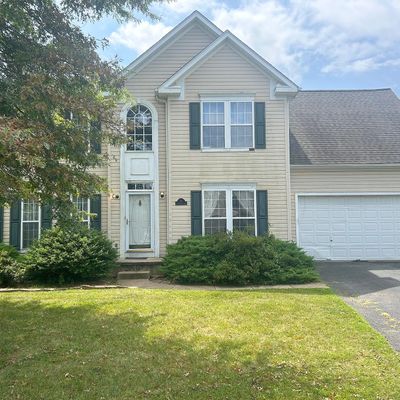 18 Sir Barton Ct, Newark, DE 19702