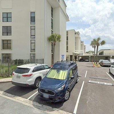 2100 Ocean Dr S, Jacksonville Beach, FL 32250