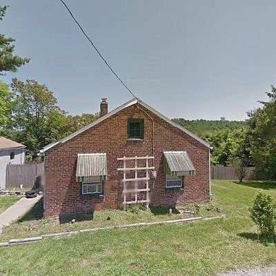 22 Bank St, Fredericktown, PA 15333