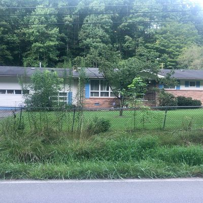 2588 Meathouse Frk, Canada, KY 41519