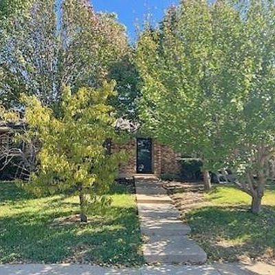 2808 Daybreak Dr, Dallas, TX 75287