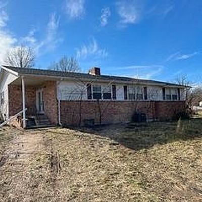 322 Southern Hills Ln, Marshfield, MO 65706