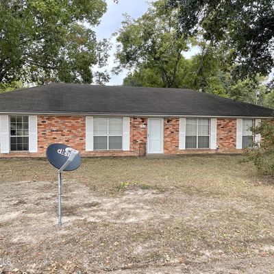 303 Demoncherveaux Blvd, Ville Platte, LA 70586