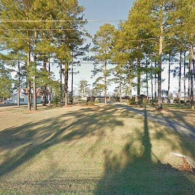 414 Madam Moores Ln, New Bern, NC 28562