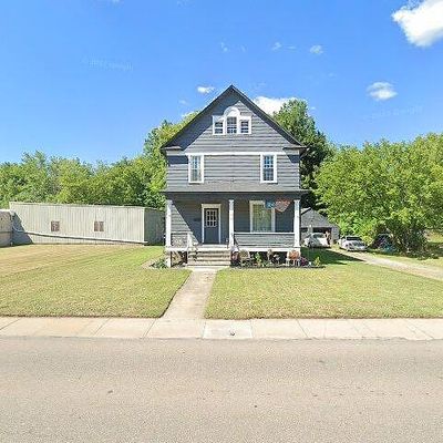 418 E Taggart St, East Palestine, OH 44413