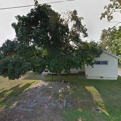 419 N Gibson St, Clinton, IL 61727