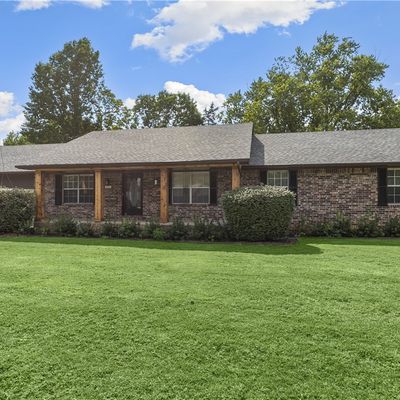 403 Magnolia Dr, Bentonville, AR 72712