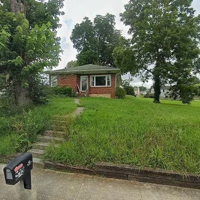 513 N Church St, Livingston, TN 38570