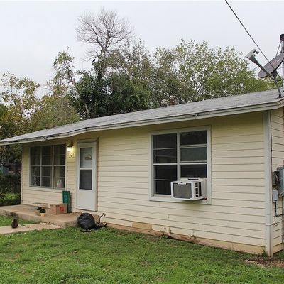 524 Mitchell Ave, Seguin, TX 78155