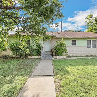 4801 Bratcher St, Fort Worth, TX 76119