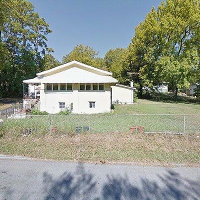 711 Woodmore Ln, Chattanooga, TN 37411