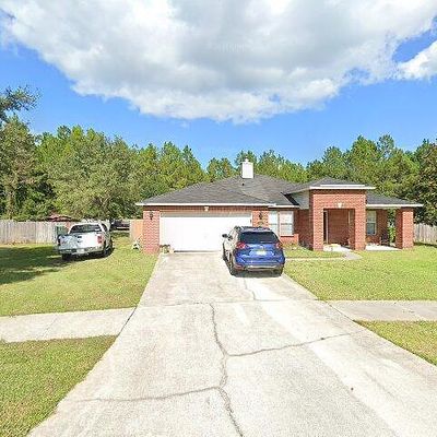 797 Martin Lakes Dr E, Jacksonville, FL 32220