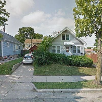 8404 W Mitchell St, Milwaukee, WI 53214