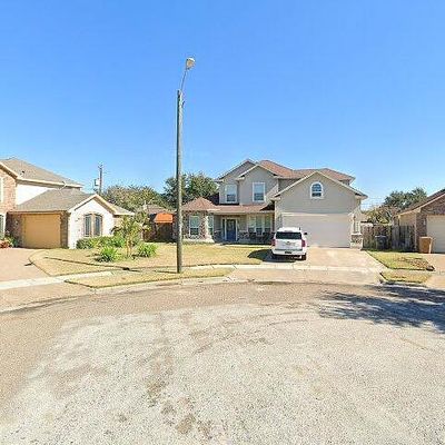 7402 Lake Windemere Dr, Corpus Christi, TX 78413