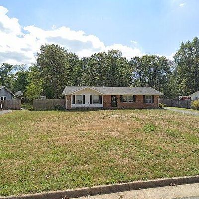 77 Greenway Rd, Stuarts Draft, VA 24477