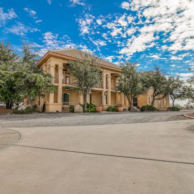 776 Oro Viejo Rd, Las Cruces, NM 88011