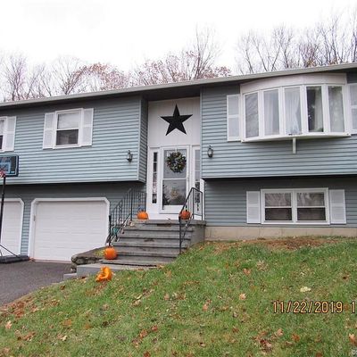 10 Kevin Dr, Danbury, CT 06811