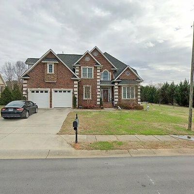 9108 Butterfly Ct, Gastonia, NC 28056