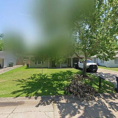 1108 Chevy Chase Dr, Angleton, TX 77515